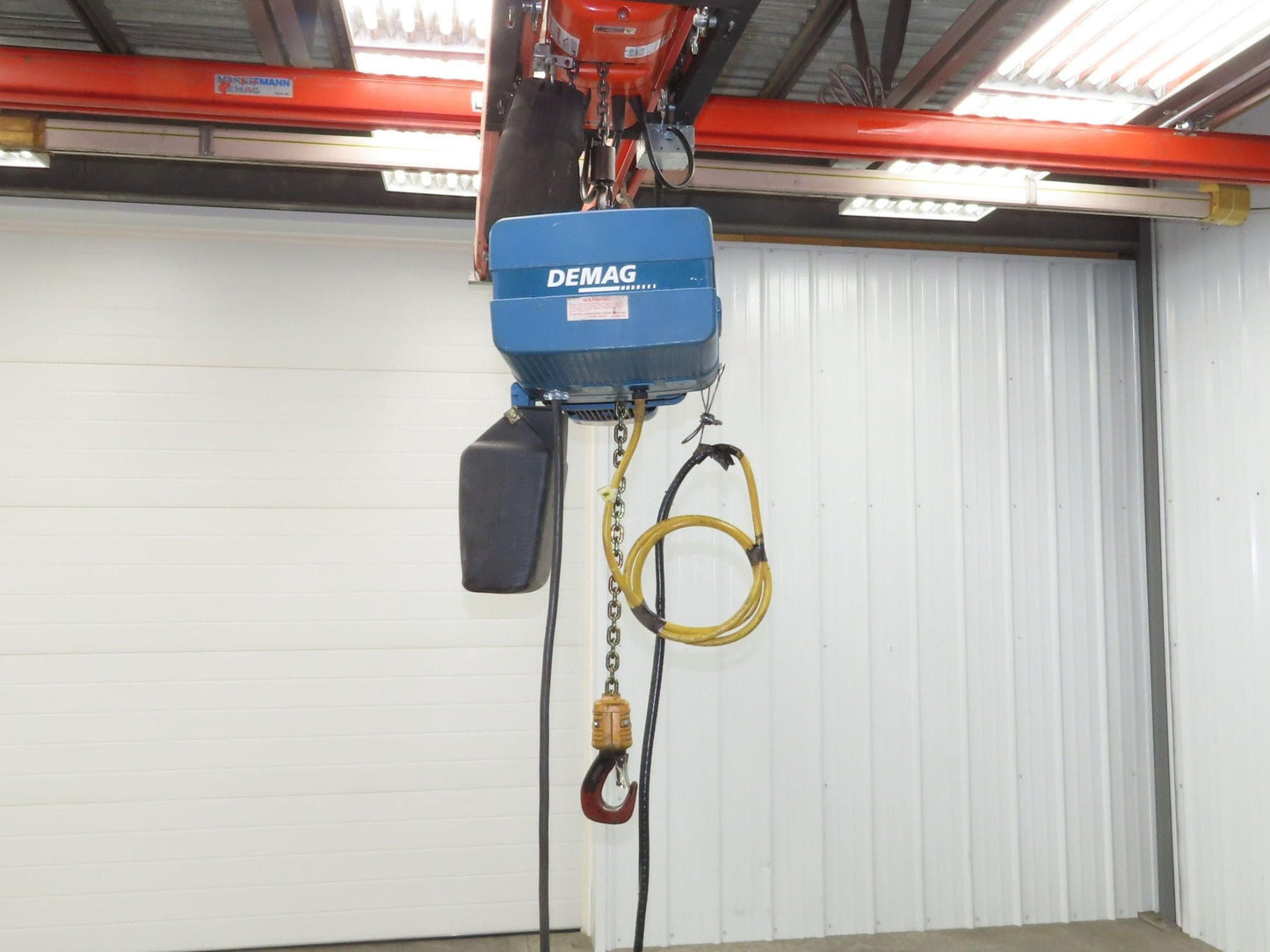 Demag DKUN 10-1000 2200 LB 1 Ton Electric Chain Hoist 17' Lift 12/50 FPM 460V
