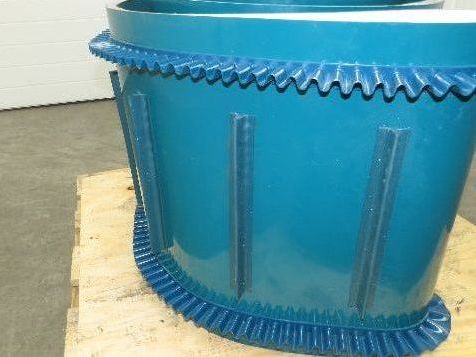 Incline Elevator Conveyor Belt Endless Green PVC Side-Wall Cleated 22.6"W x 47'L