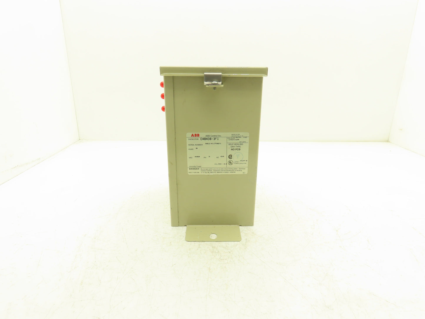 ABB C484D8-3FI Enclosed Indoor Capacitor 8 Kvar 480V 3PH NEMA 12 Dry Type