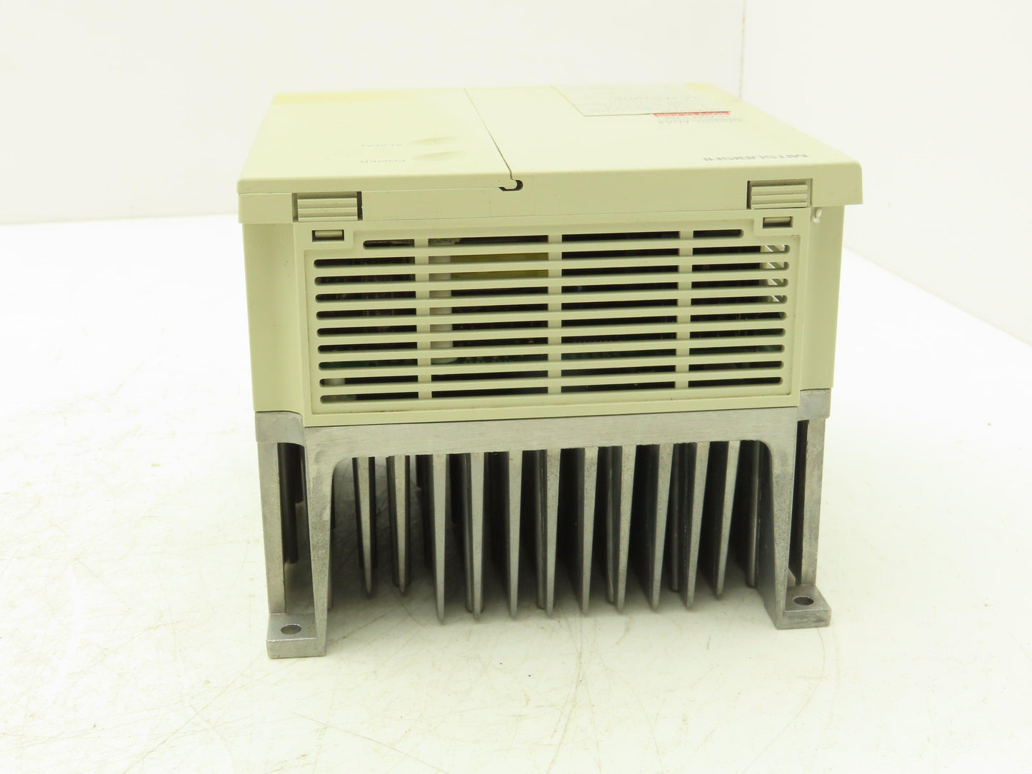 Mitsubishi FR-A044-0.75K-UL Inverter FREQROLA044 VFD AC Drive 3HP 380-460VAC 3PH