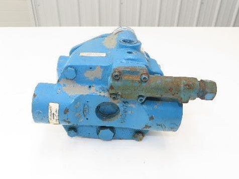 Vickers PVB15 FLSW Y30 C11 Hydraulic Piston Pump 15.7gpm @ 1800rpm