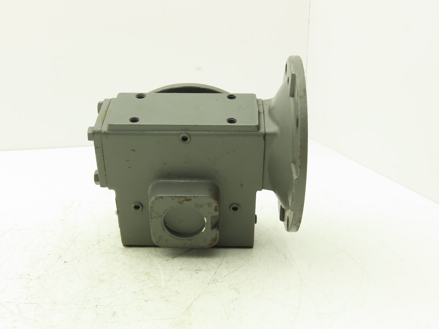 Winsmith 920MDDS061X0EK Worm Gearbox 30:1 Reducer .7Hp 58rpm 56C RH Output