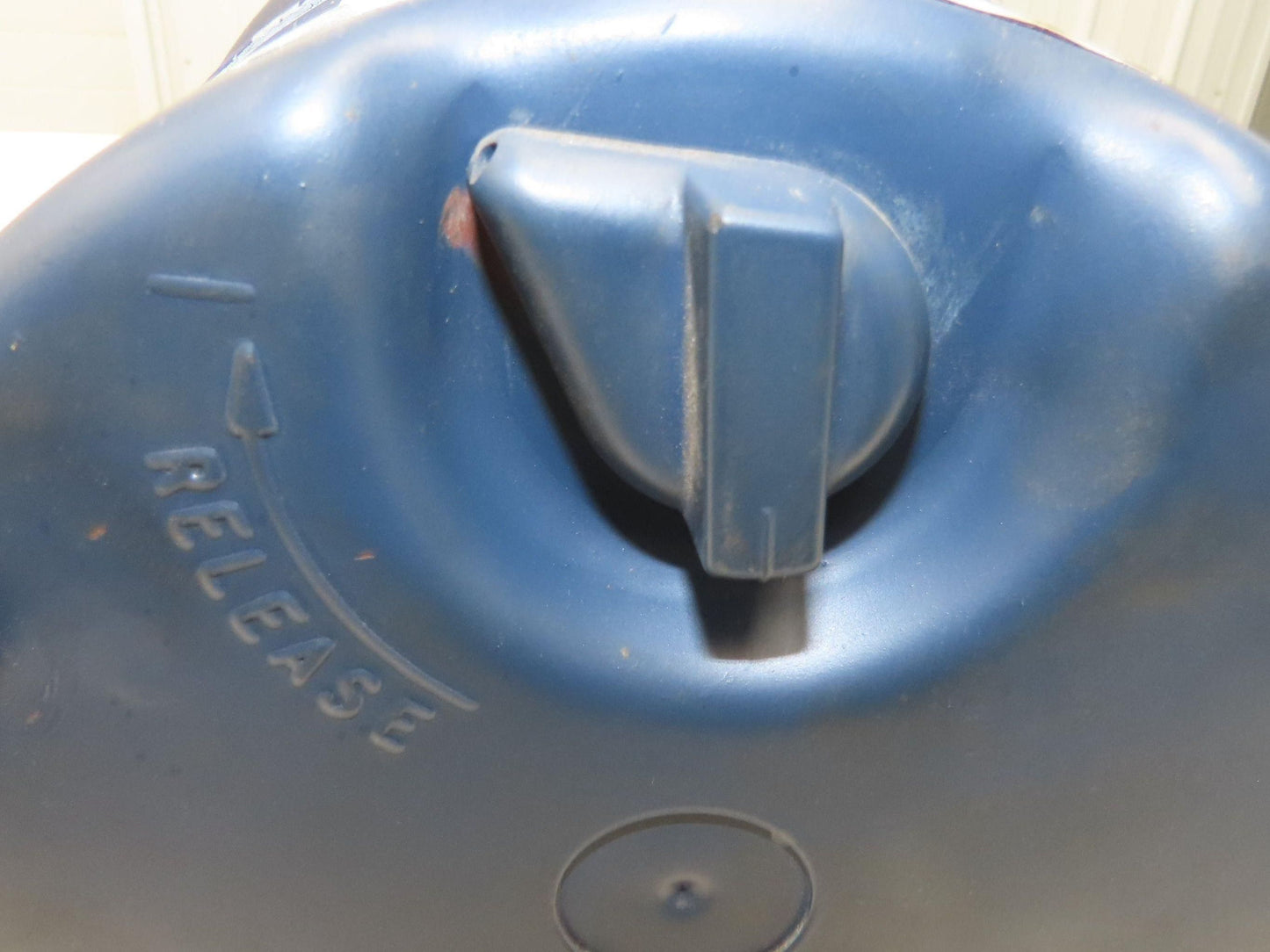 Leeson G121051.00 Brake Gear Motor 1.5Hp 230/460V 3PH Ironman 40:1 Reducer 44rpm