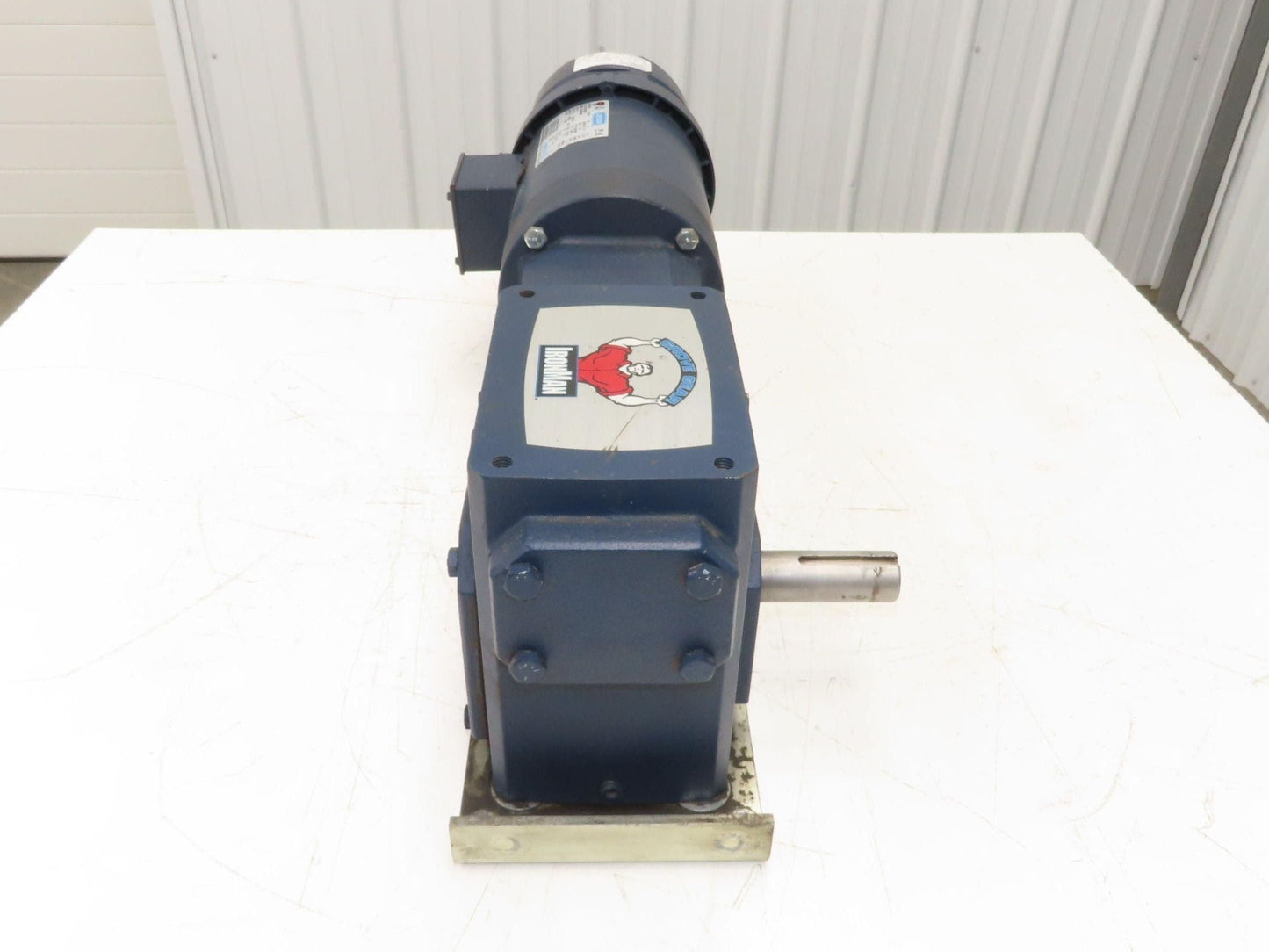 Leeson G121051.00 Brake Gear Motor 1.5Hp 230/460V 3PH Ironman 40:1 Reducer 44rpm