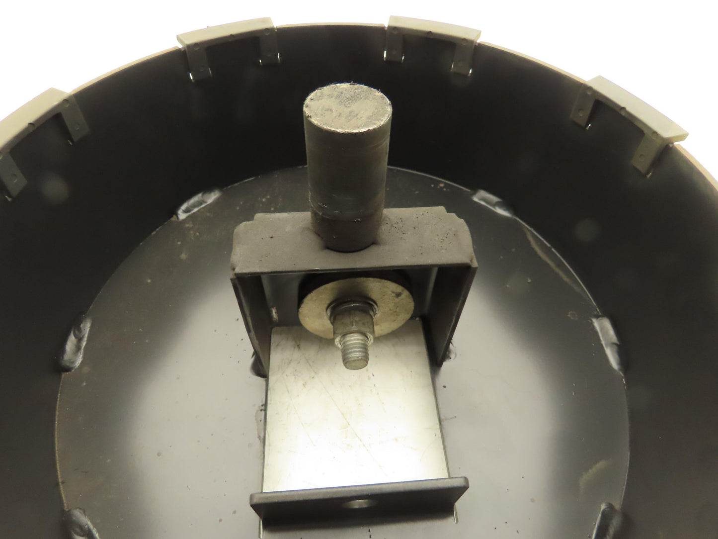 Lincoln Electric K1557-1 Swivel Platform Turntable Mount For Feeder