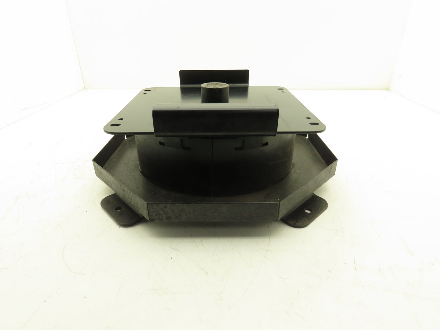 Lincoln Electric K1557-1 Swivel Platform Turntable Mount For Feeder