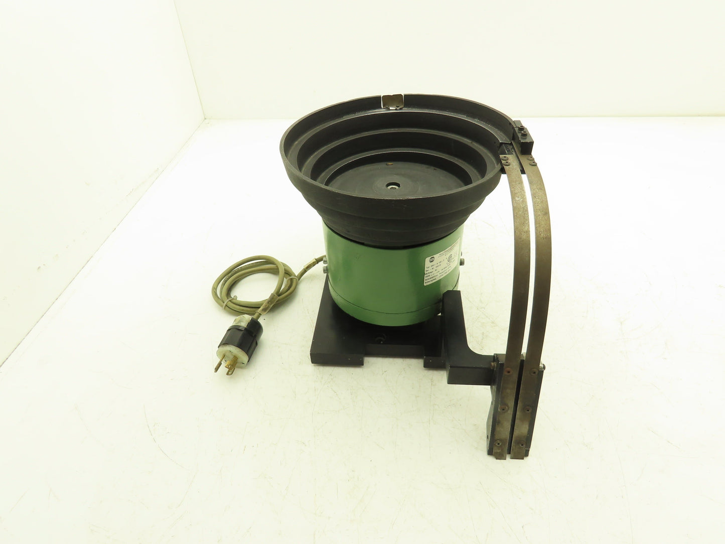 RNA Rhein-Nadel Automation SRC-N 160-2 Vibratory Stepped Bowl Feeder 200V