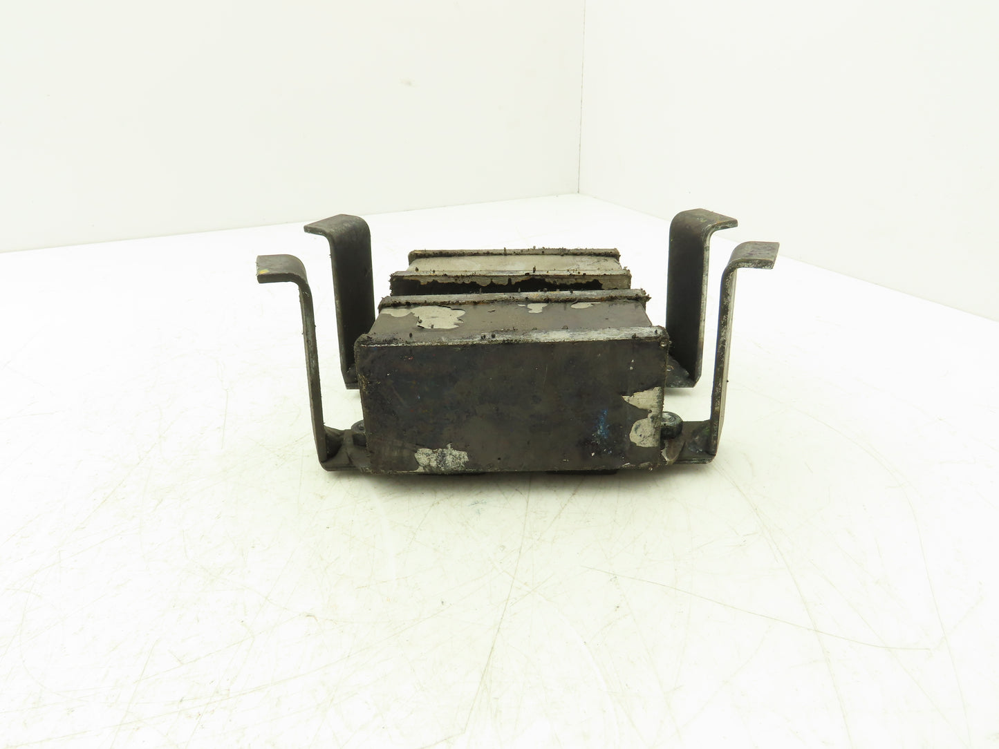 Hayward Model 72 Simplex Double Magnet Drop-in Insert for 4"-6" Basket Strainer