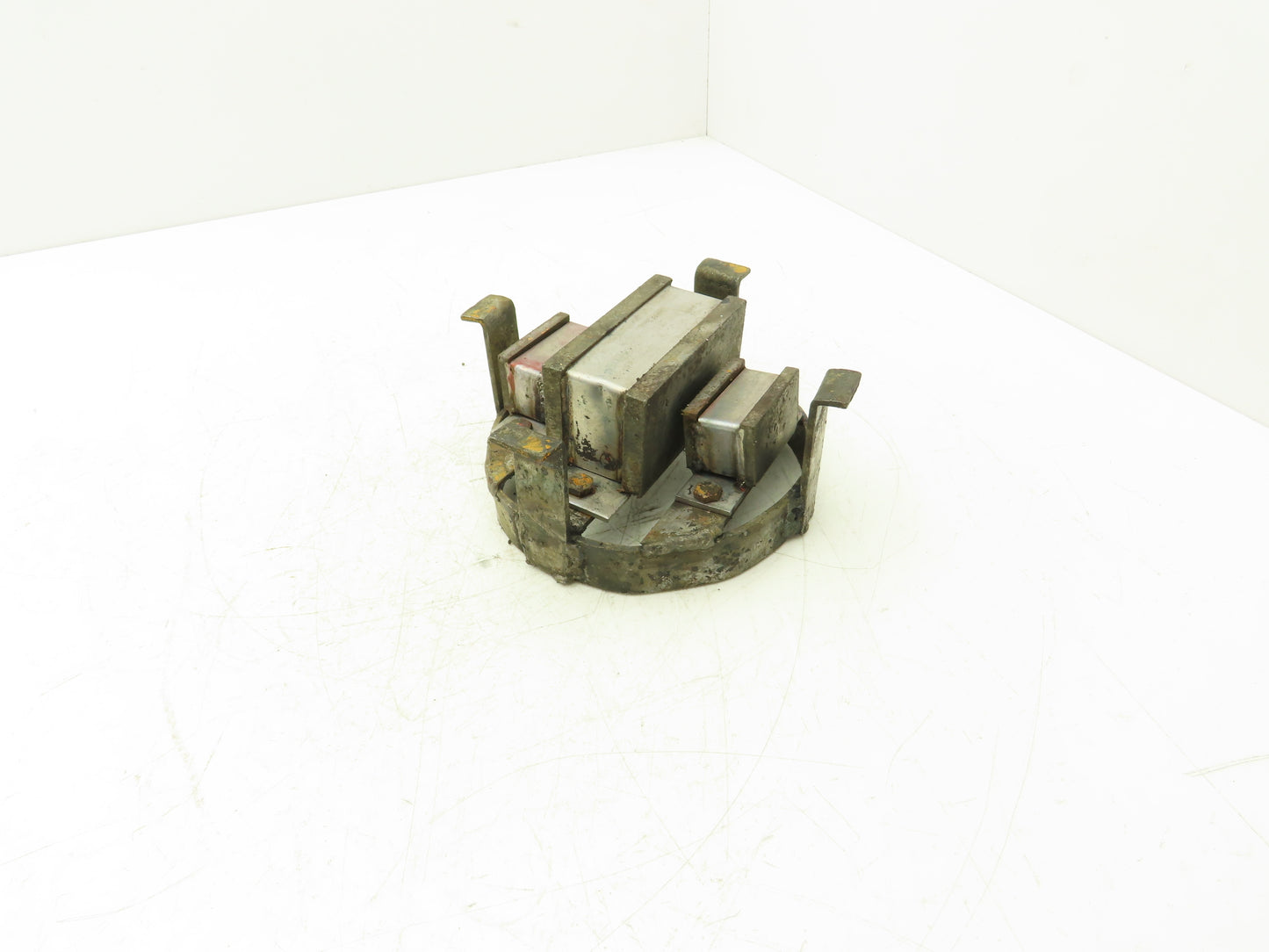 Hayward Model 72 Simplex Triple Magnet Drop-in Insert for 4"-6" Basket Strainer