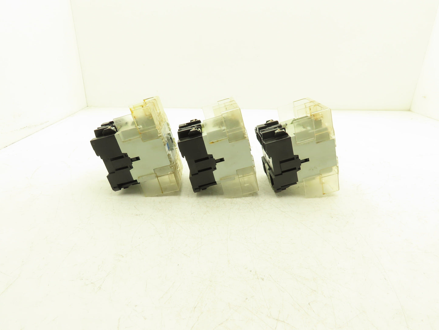 Mitsubishi Electric S-N65 Contactor 40Hp 95A 600vAC Lot of 3