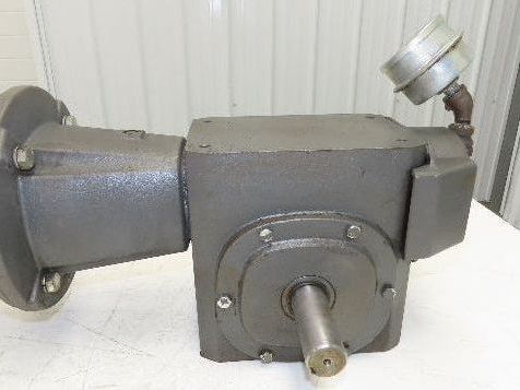 Baldor VM3611T Gearmotor 3Hp 230/460V 3PH 15:1 Reducer 115rpm RH Output 182TC