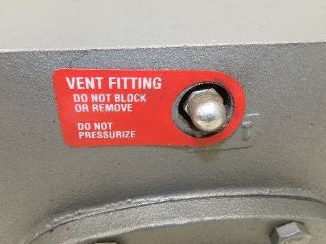 Baldor VM3611T Gearmotor 3Hp 230/460V 3PH 10:1 Reducer 173rpm RH Output 182TC