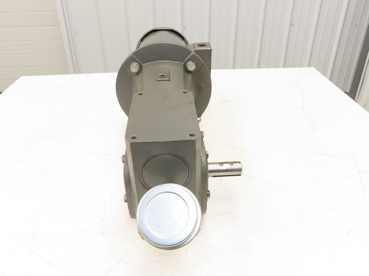 Baldor VM3611T Gearmotor 3Hp 230/460V 3PH 10:1 Reducer 173rpm LH Output 182TC