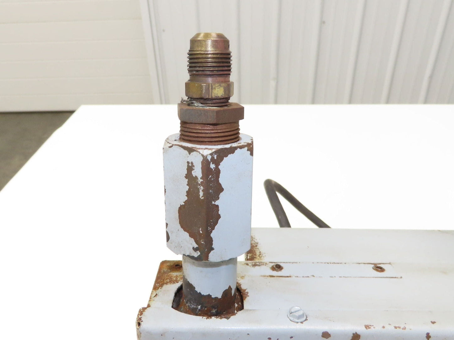 BME-141-N Heat Exchanger 115V Single Pass Side Connection With Attached Filter