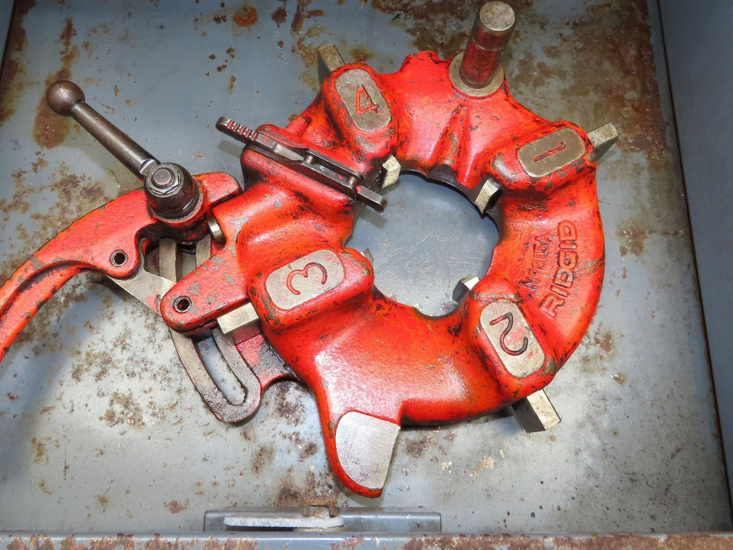 Ridgid 1822-I Pipe Threader Threading Machine Cart Auto Chuck 815 Head 1/2-2"NTP