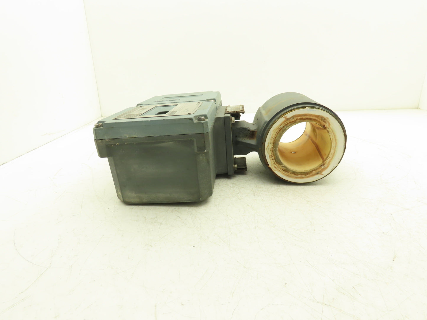 Foxboro IMT20-TA10FGZ Magnetic Flow Transmitter with 3" Flow Meter Tube