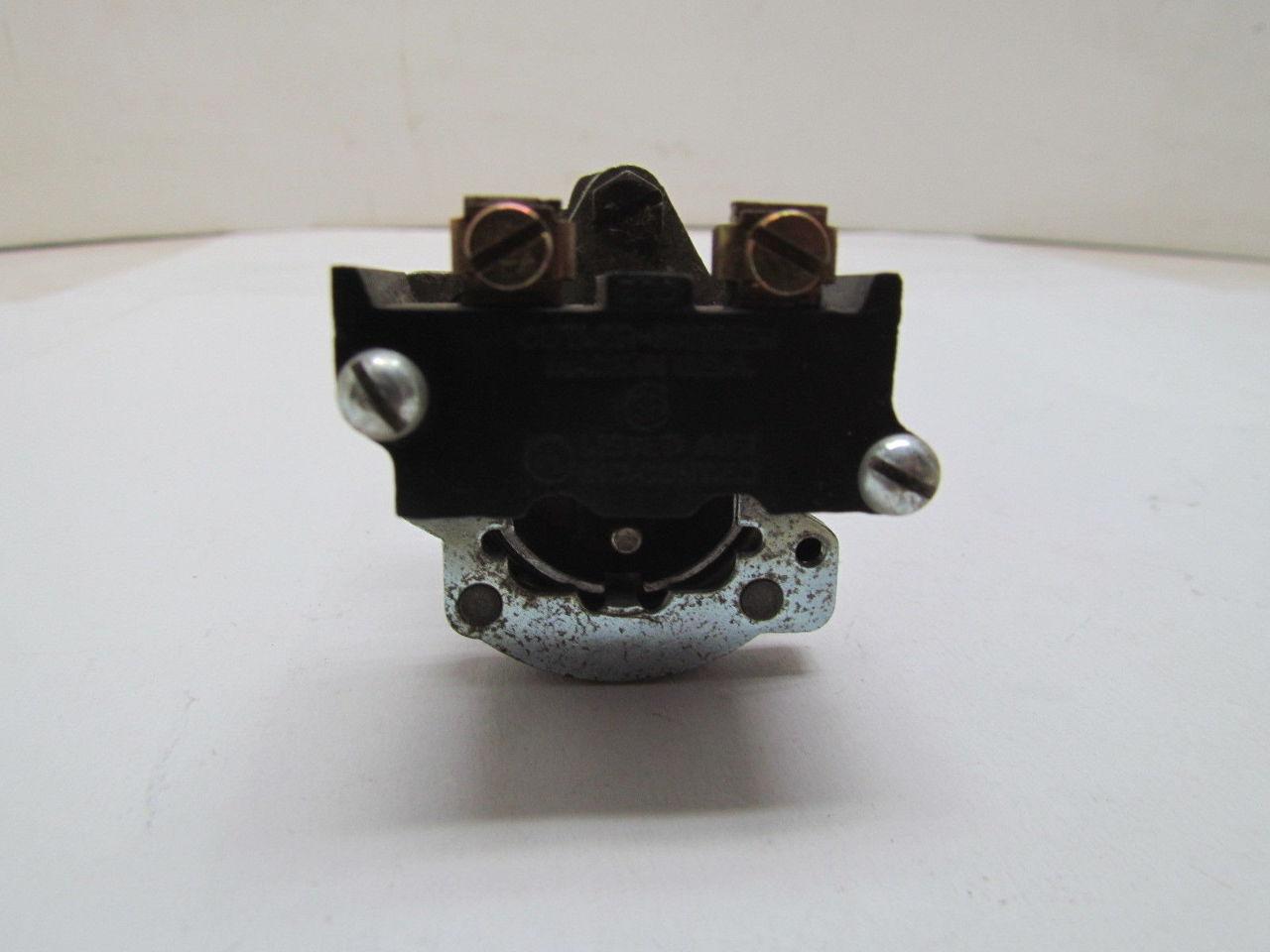 Eaton Cutler Hammer E30DF Compact Pushbutton