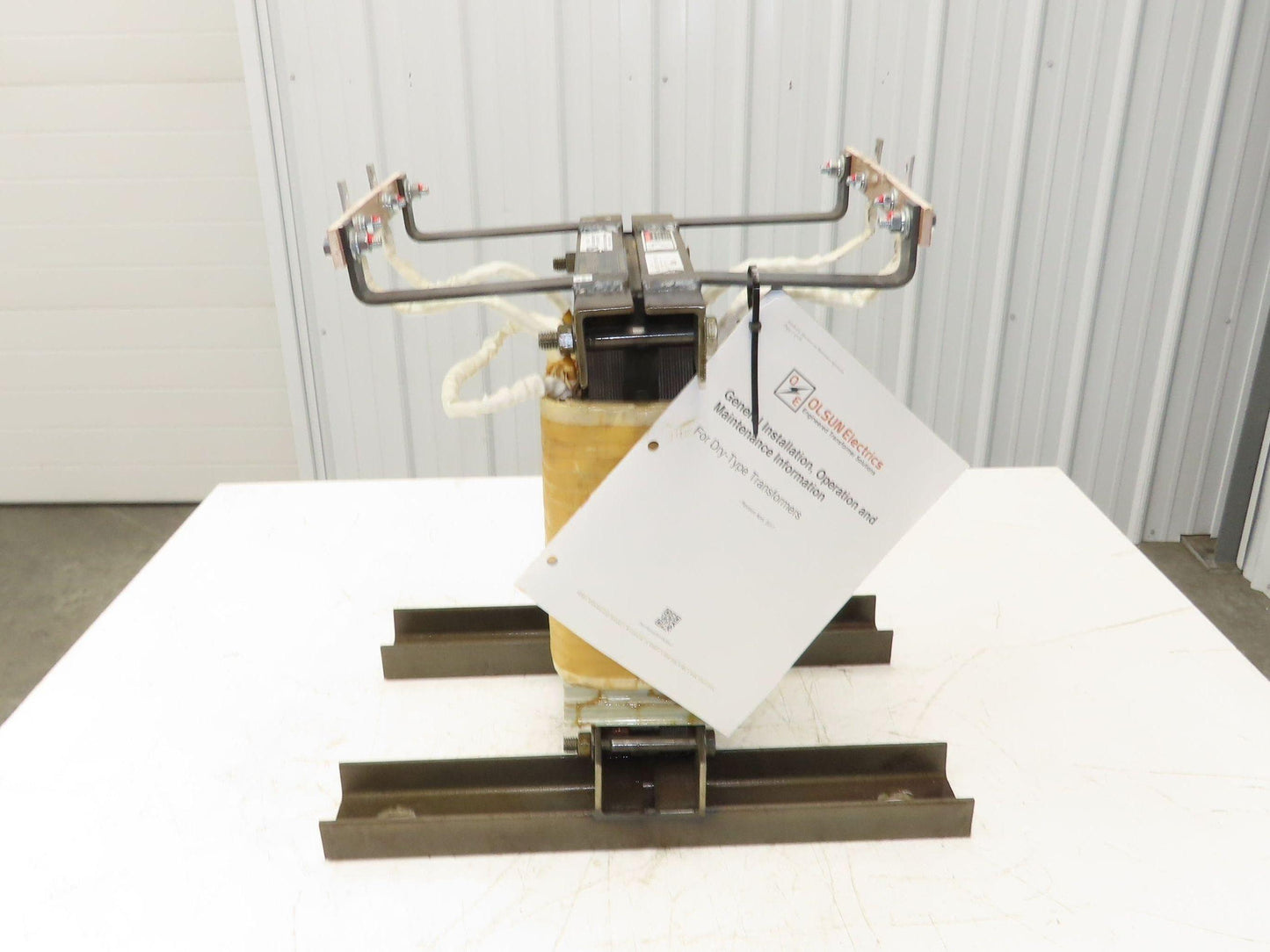 Olsun A75634 Buck/Boost Transformer 7.5kVA 31.3 Amp HV: 227-253v LV: 240v