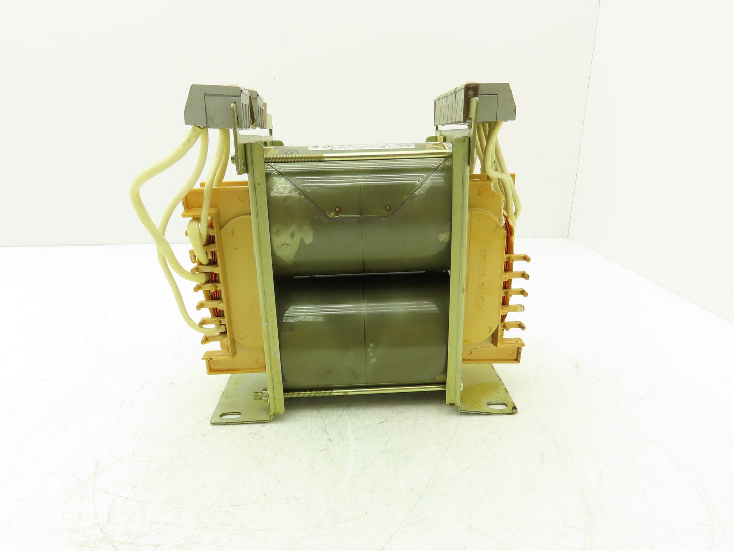 Tsuruta WECA-1KUL42H Transformer 1kVA 1Ph HV 230/220/200 LV 110/100/24/21/18