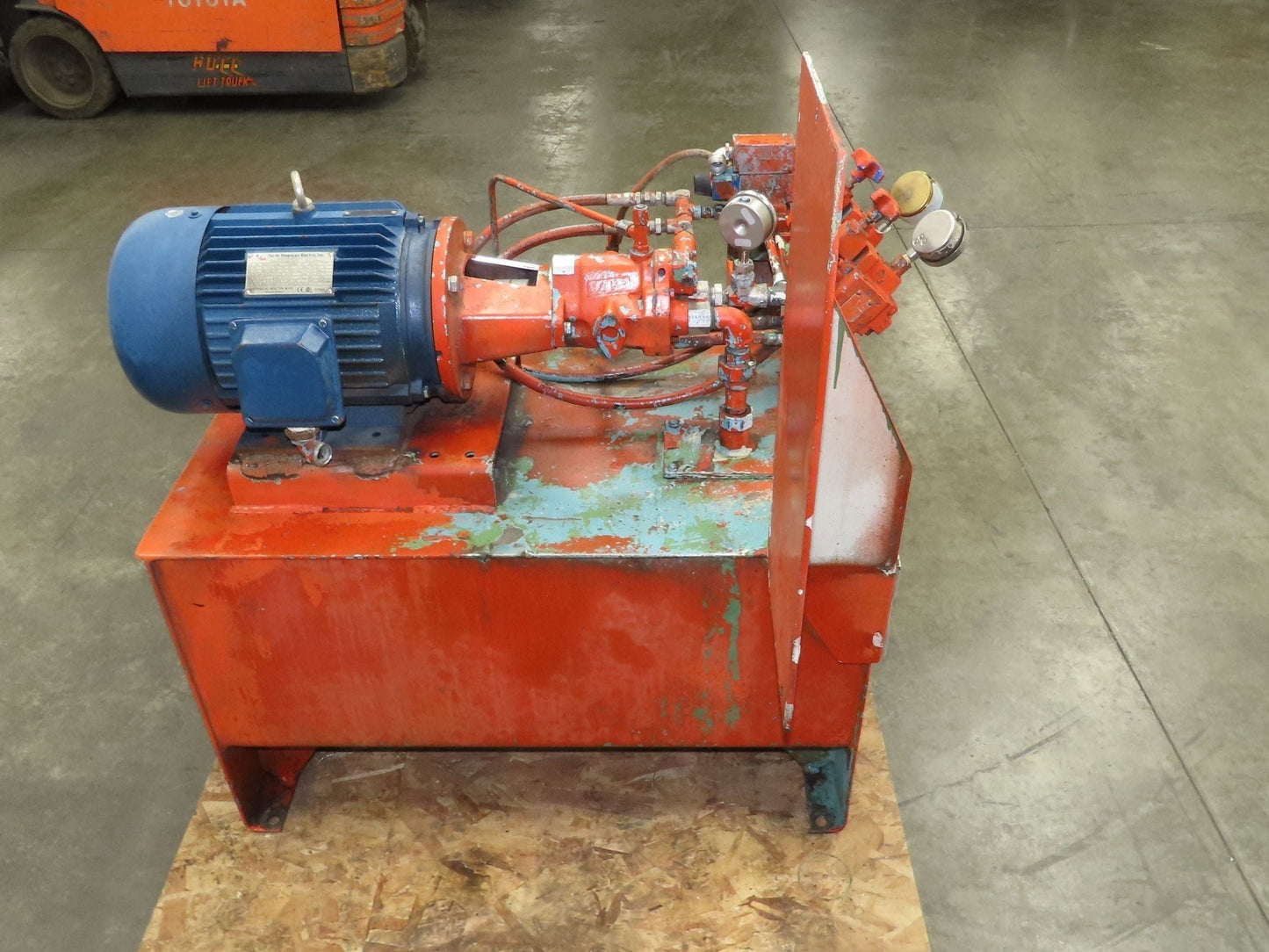 Vickers PVB5RSY20C11 Hydraulic Power Unit 40 Gallon 5 GPM 3000PSI 7.5Hp 230/460V