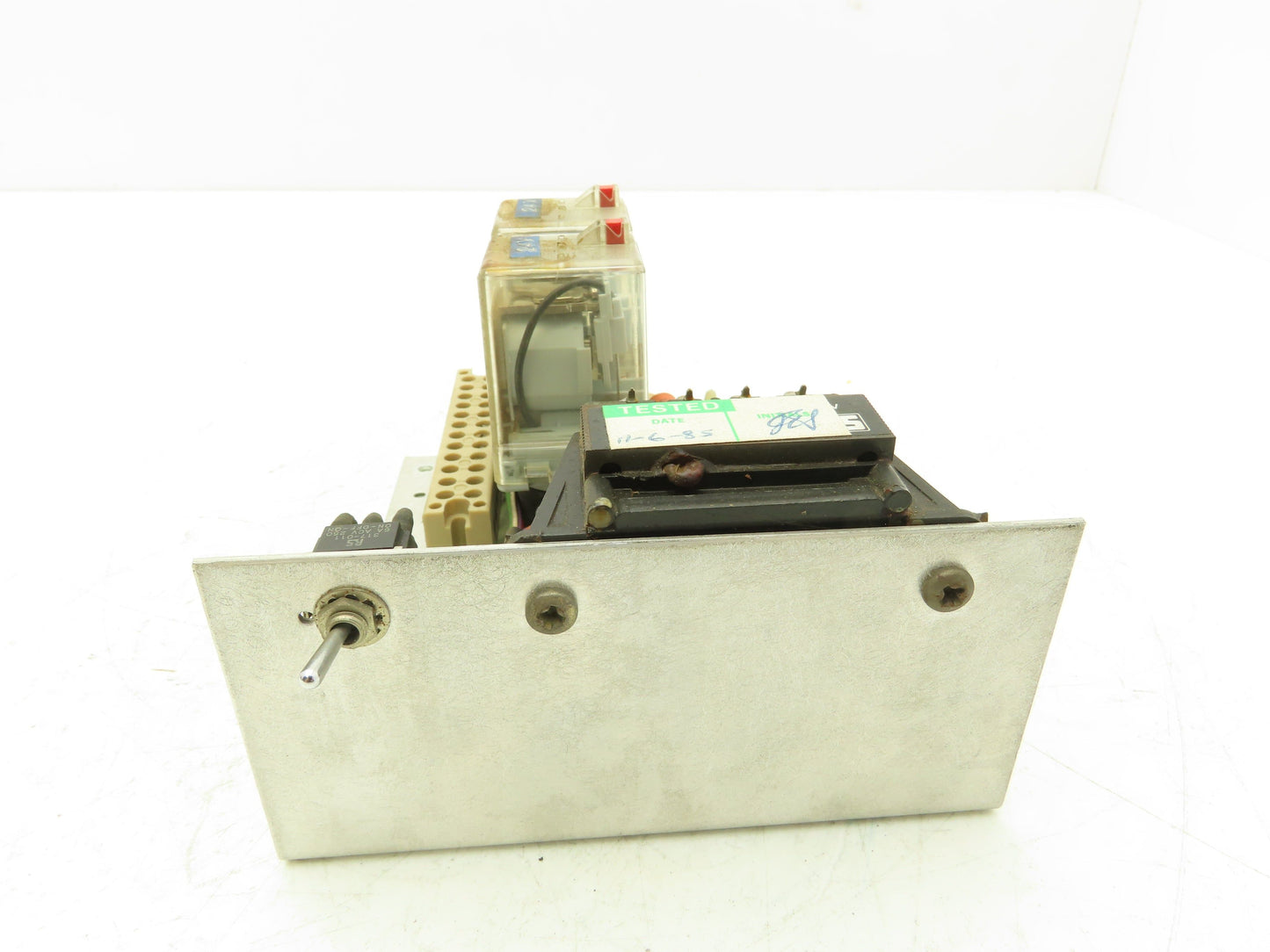 Strayfield 3-00-141 | 15-01-015 ISS1 | CPO 11 85 Relay Circuit Board Switch