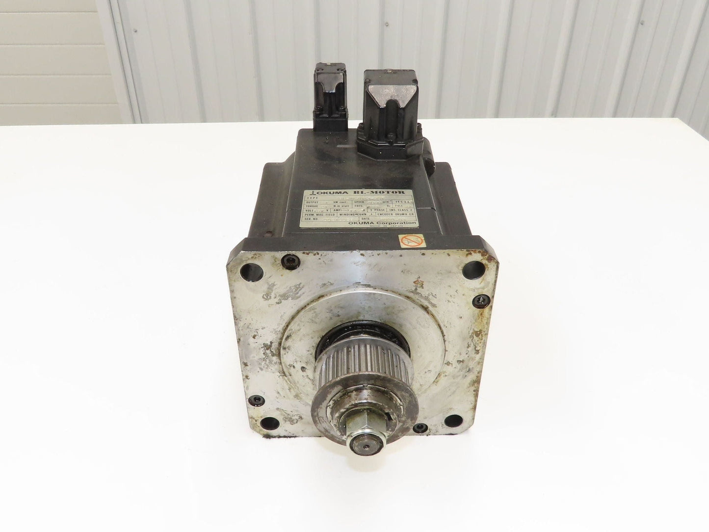 Okuma BL-MC200J-20T AC Servo Motor 4kW 2000 RPM 157V 16.2A 3PH