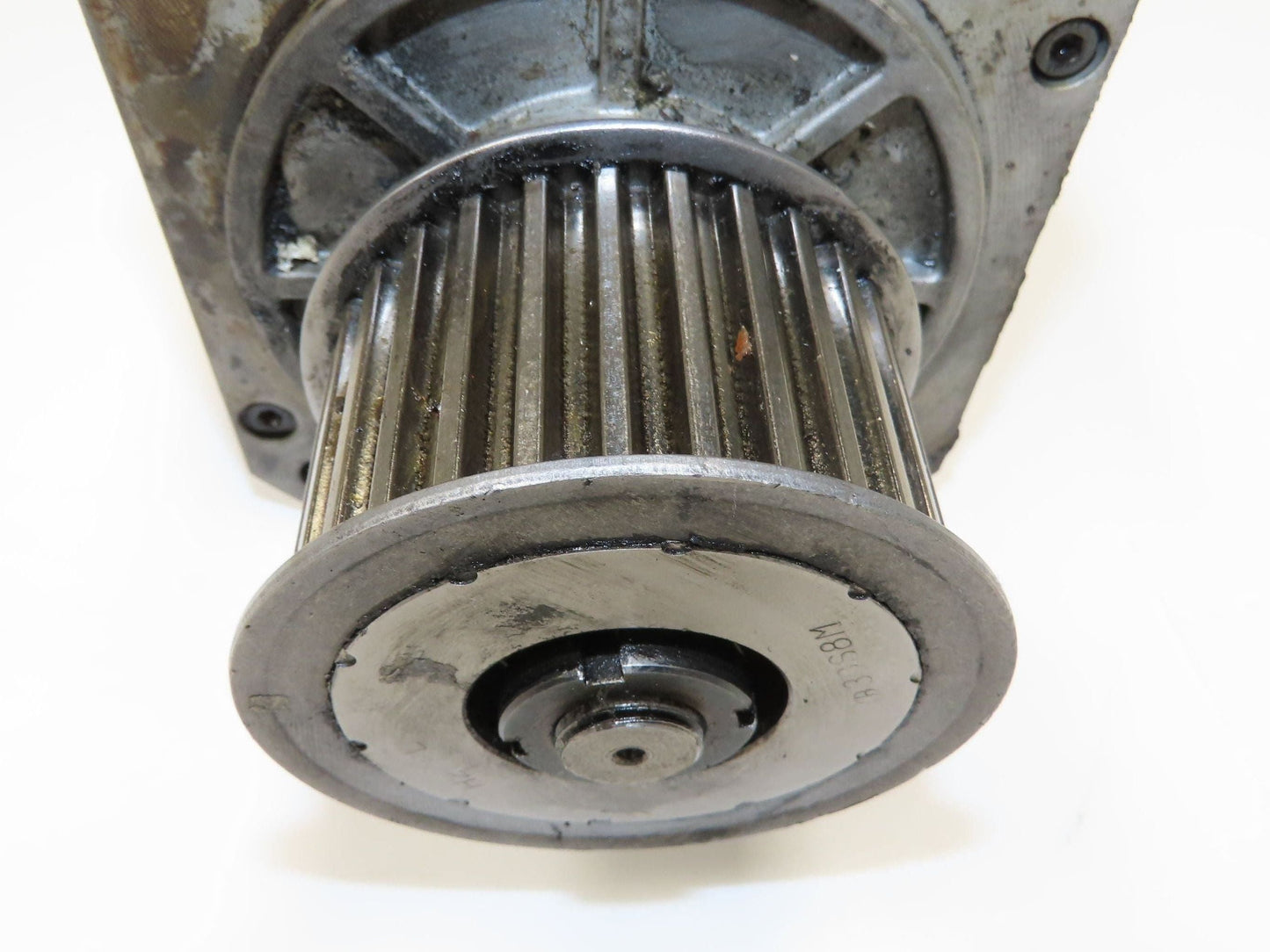 Okuma BL-MC190J-20T AC Servo Motor 3.9kW 2000 RPM 133V 16.9A 3PH Encoder