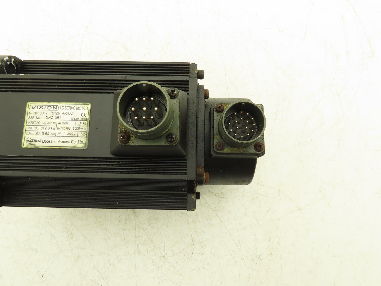 Vision DS-RH20TA-50O AC Servo Motor 2kW 2000 RPM 200V 12.3A 3PH Encoder 35ANN57
