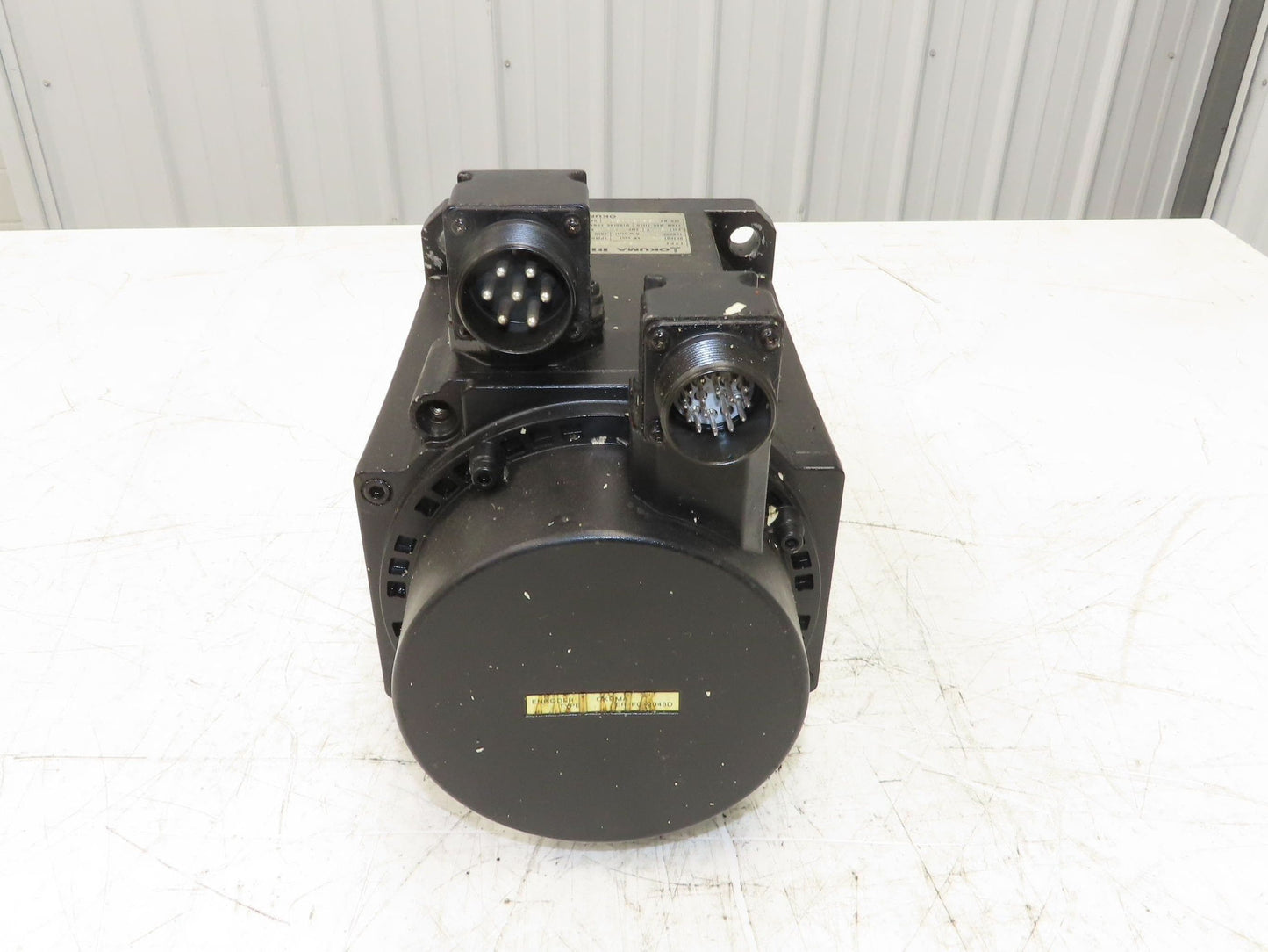 Okuma BL-MC200E-20T AC Servo Motor 4kW 2000 RPM 157V 3PH Encoder ER-FC-2048D
