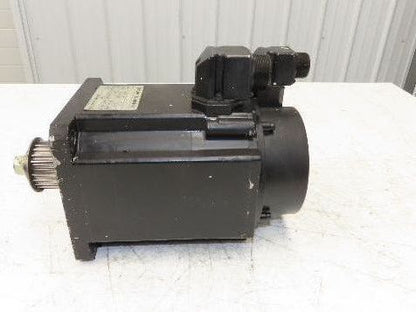 Okuma BL-MC200E-20T AC Servo Motor 4kW 2000 RPM 157V 3PH Encoder ER-FC-2048D