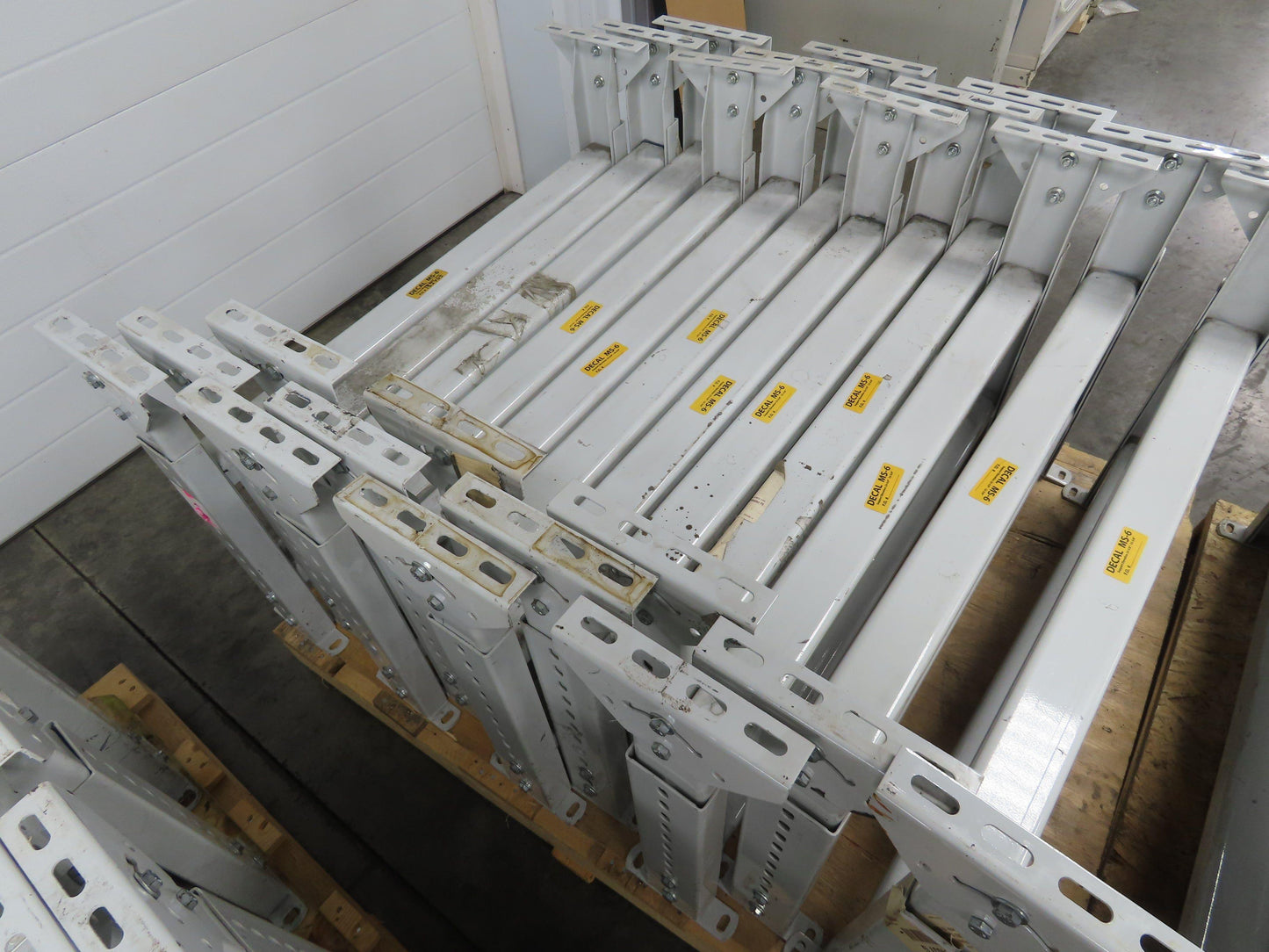 Hytrol MS-6 36"W Conveyor Leg Stationary Floor Support 23-5/8" to 35-5/8"H WHITE