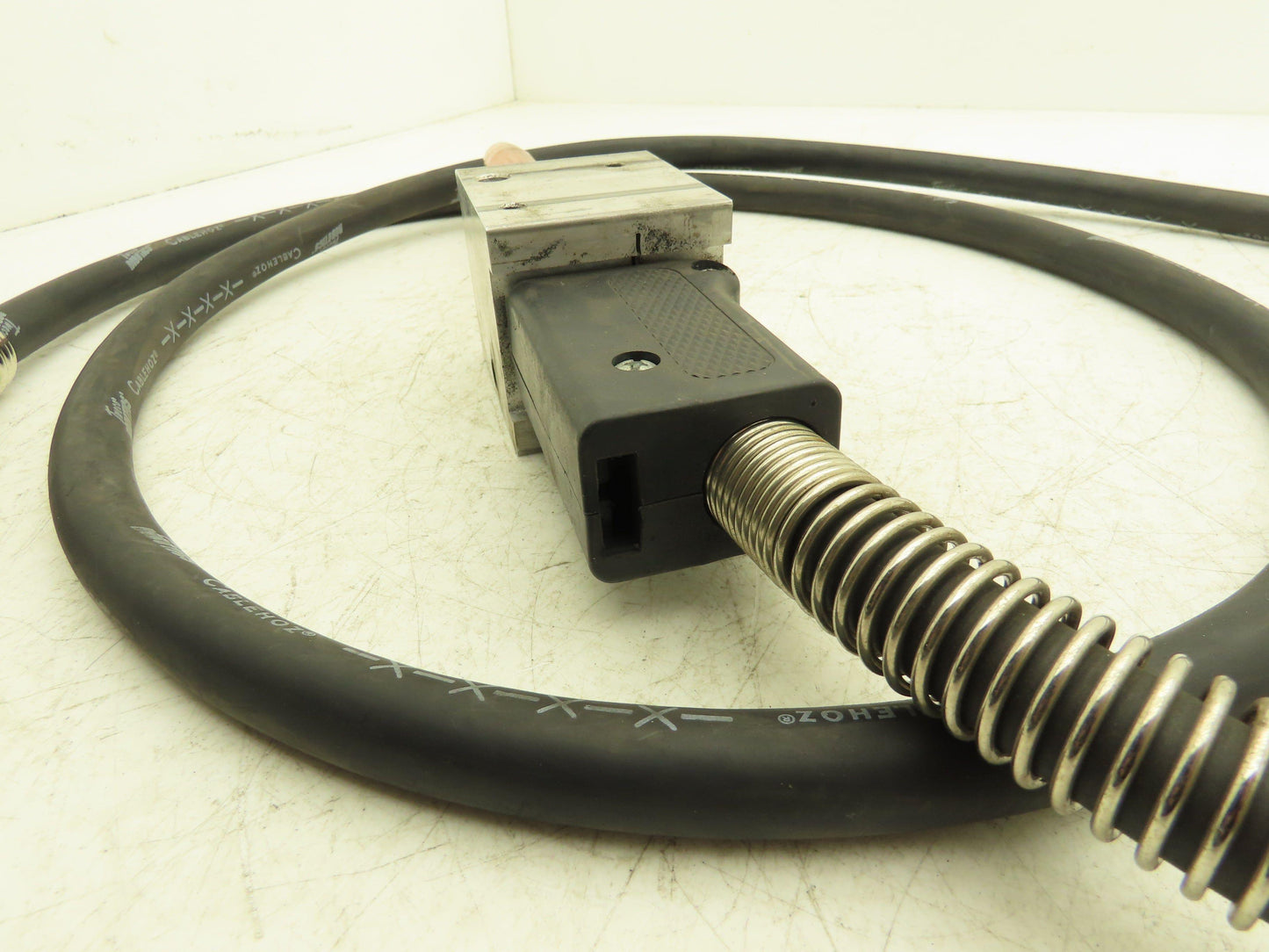 Tweco TAM4103545 Robotic Mig Gun And Cable With Additional Mounting Block