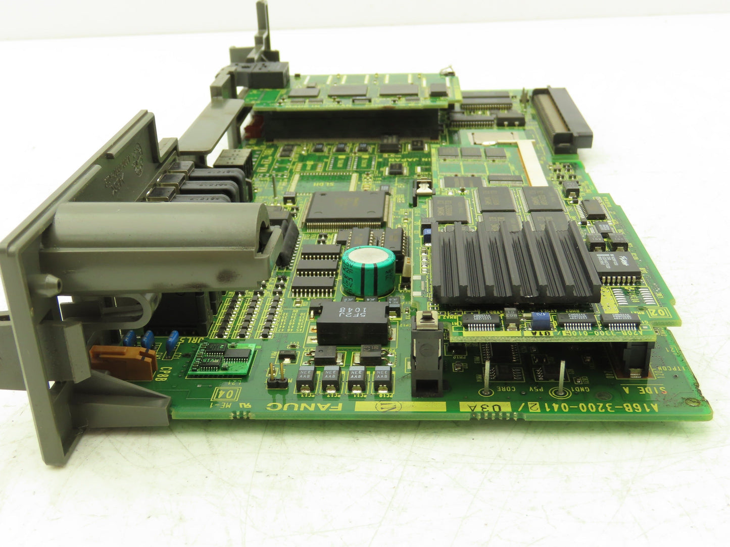 Fanuc A16B-3200-0412/03A Main Board Slot Card With SRAM CPU Servo Cards