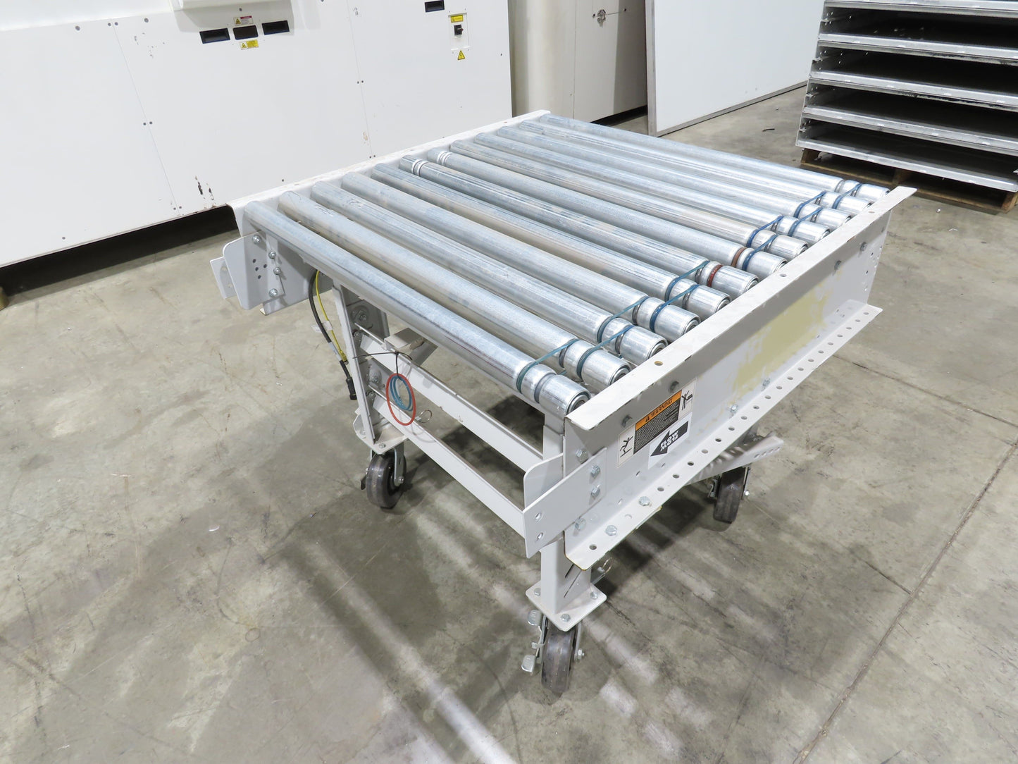 Roach 36"BF x 36"L Live Roller Conveyor 130VDC O-Ring Belt Drive on Casters