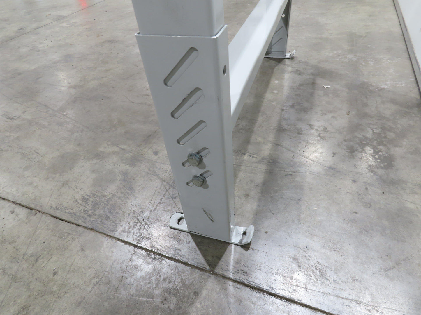 Hytrol HPS-10 43"W Conveyor Leg Stationary Floor Support 55-5/8" - 67-5/8" WHITE
