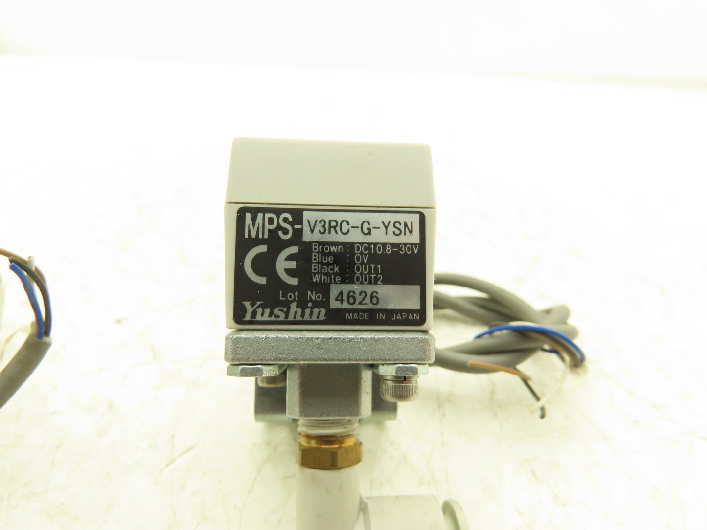 Yushin MPS-V3RC-G-YSN Digital Pressure Switch 10.8-30vdc 0-145psi Lot of 3