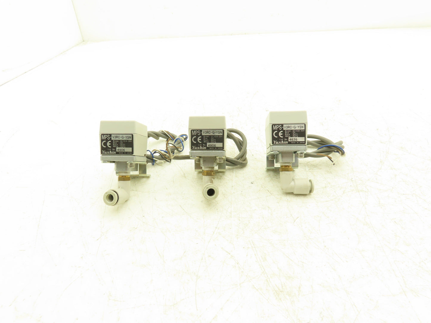 Yushin MPS-V3RC-G-YSN Digital Pressure Switch 10.8-30vdc 0-145psi Lot of 3