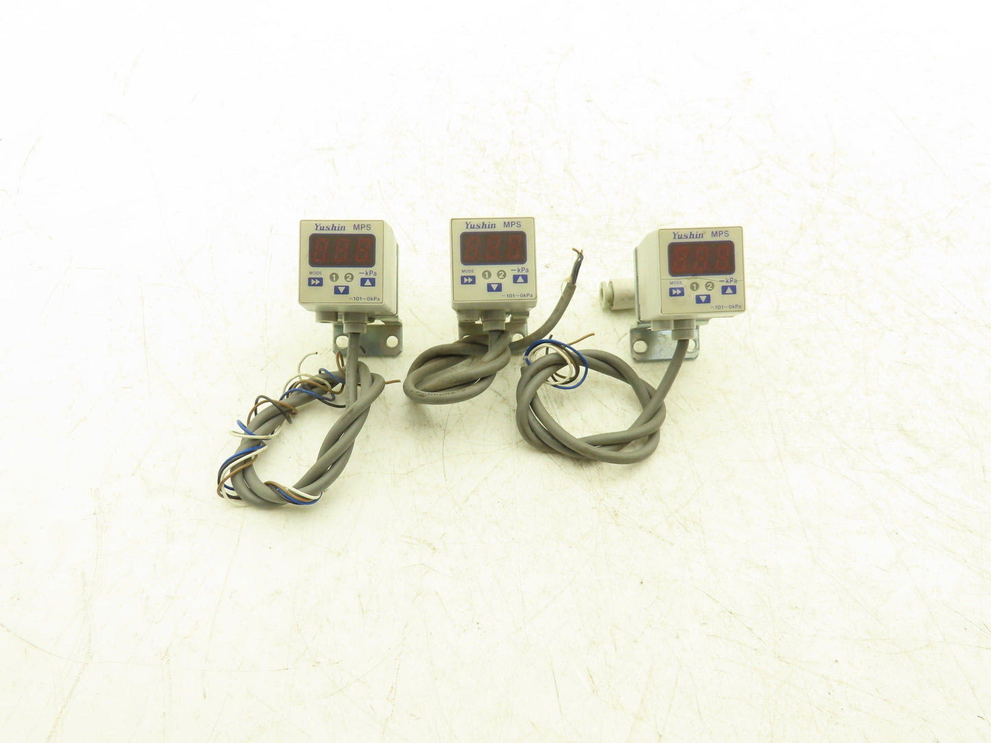 Yushin MPS-V3RC-G-YSN Digital Pressure Switch 10.8-30vdc 0-145psi Lot of 3