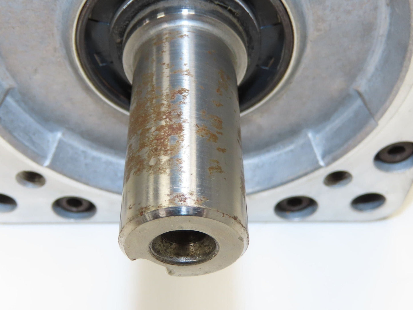 Indramat MAC090C-0-KD-3-C/110-B-1/S005 Permanent Magnet AC Servo Motor 2000 RPM