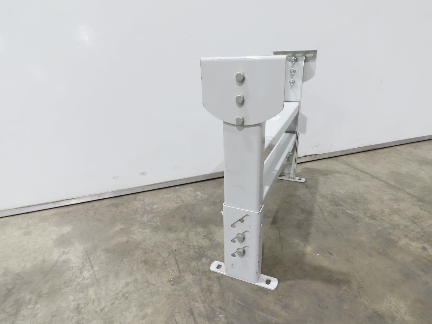 Hytrol HPS-7 31"W Conveyor Leg Stationary Floor Support 25-5/8" to 31-5/8" WHITE