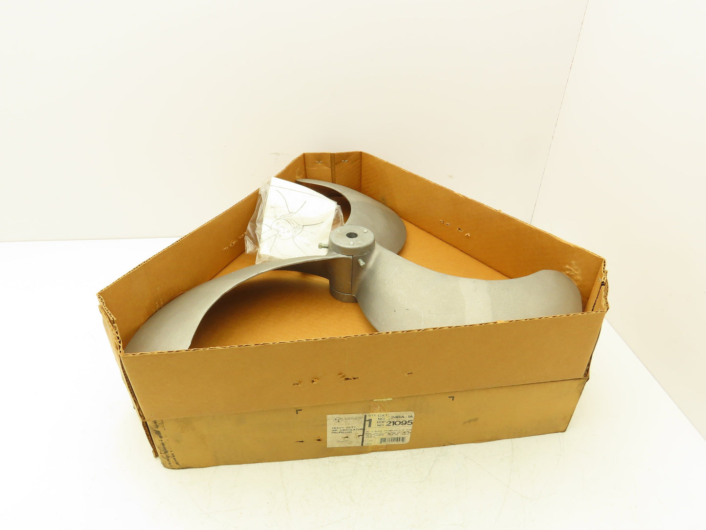 Airmaster Fan 21095 24" Cast Aluminum Propeller 3-Blade 5/8" Bore w/1/2" Adapter