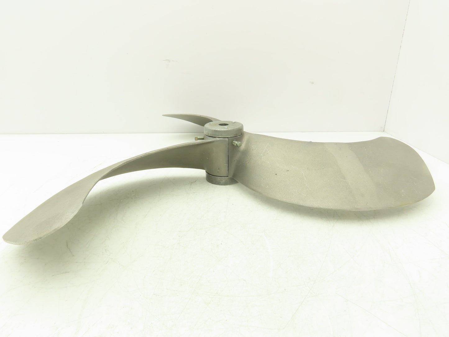 Airmaster Fan 21095 24" Cast Aluminum Propeller 3-Blade 5/8" Bore w/1/2" Adapter