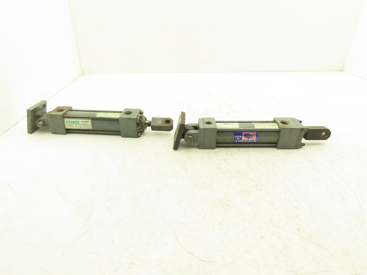 Miller A86R2B/A50B2B Pneumatic Air Cylinder 1-1/2" Bore 4" Stroke Lot of 2