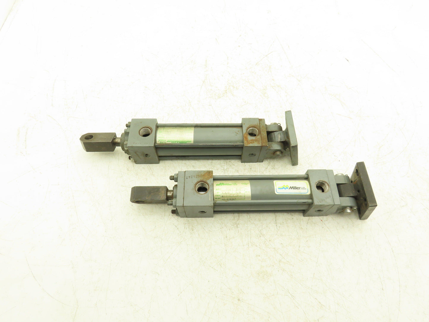 Miller A86R2B/A50B2B Pneumatic Air Cylinder 1-1/2" Bore 4" Stroke Lot of 2