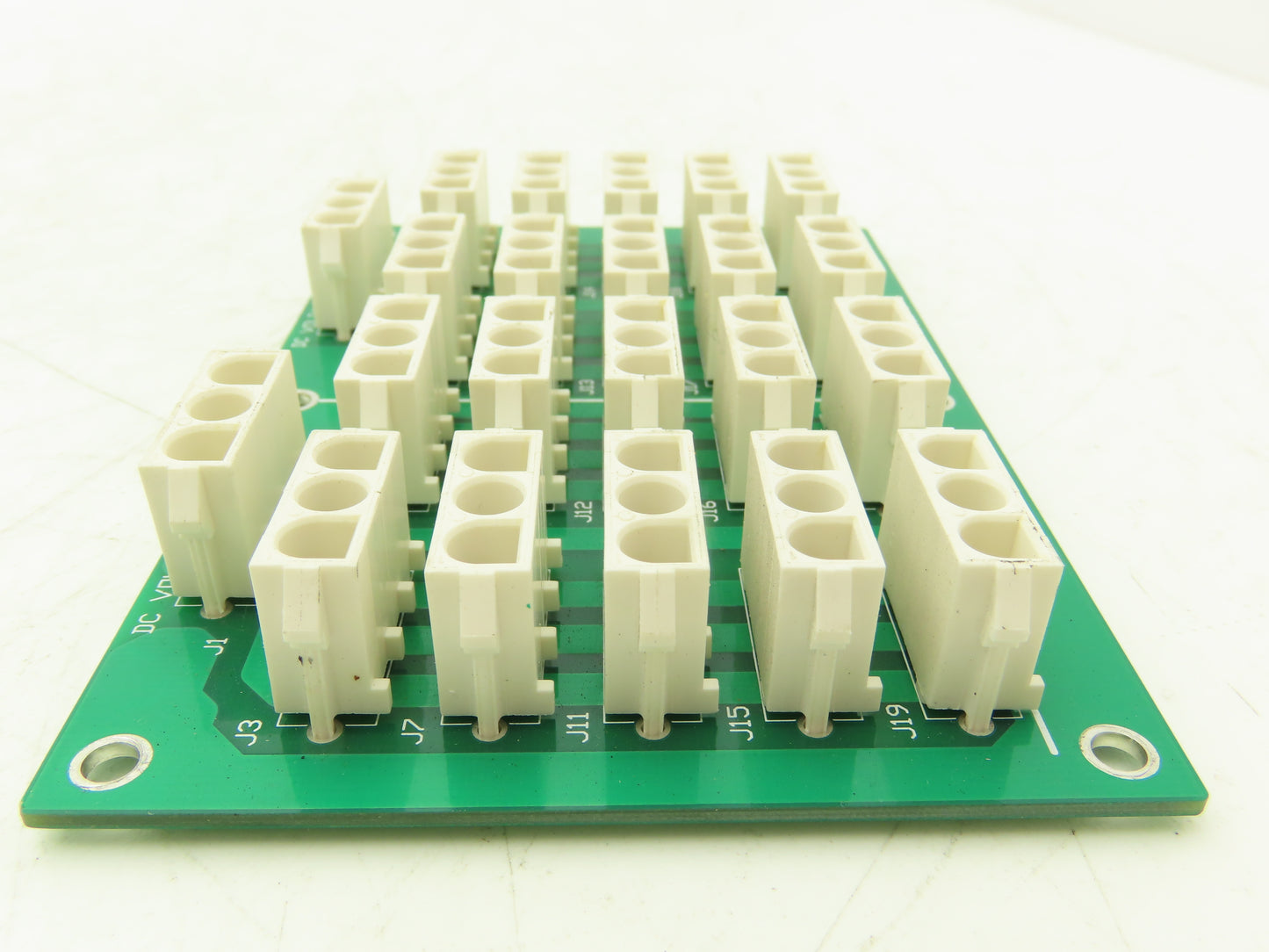 Newport 90009714 Printed Circuit Board For Newport CNC Machine 3 Pin Bank REV A