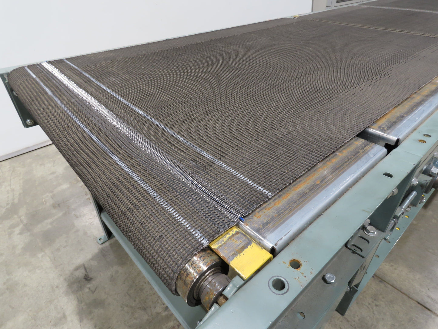 Hytrol 36"x 10' Gapper Conveyor 30" Belt 2-Speed Package Gapping 165-122 FPM