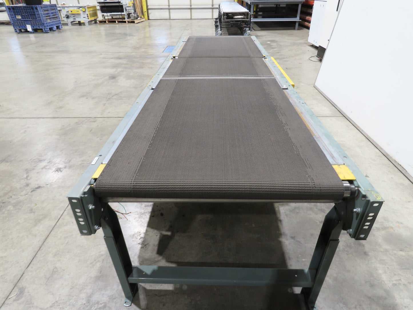 Hytrol 36"x 10' Gapper Conveyor 30" Belt 2-Speed Package Gapping 165-122 FPM