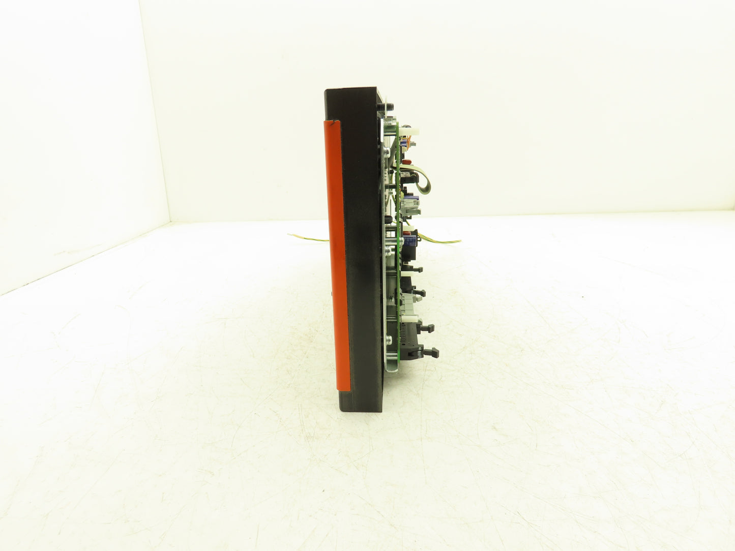 Mitsubishi Electric FCU7-YZ082 Mazak Keyboard 12/24vdc