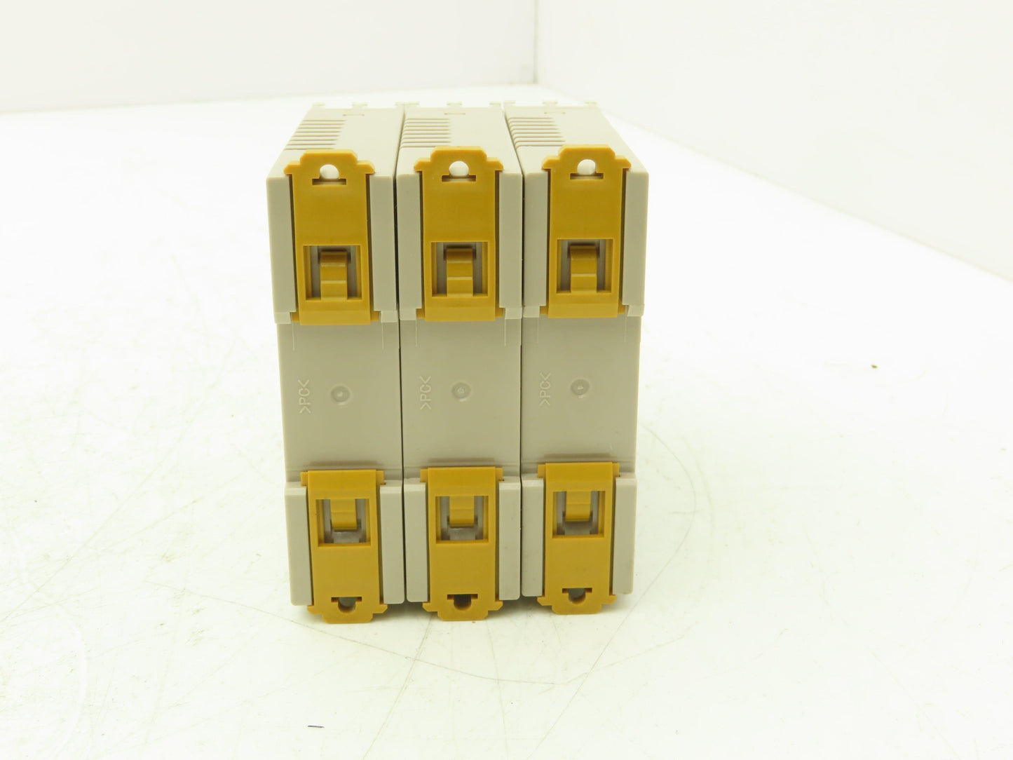 Omron S8VS-03005 Power Supply Switch Mode 100-240VAC Input 5VDC Output Lot of 3