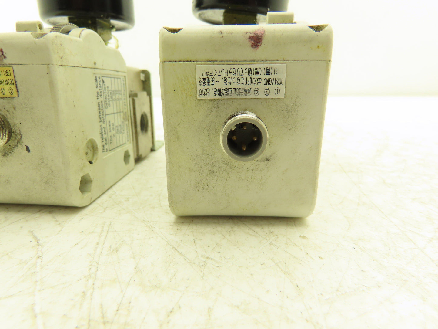 CKD GPS2-07-15-PGC0 Gap Switch 50-200kPa 7-29psi Lot of 2